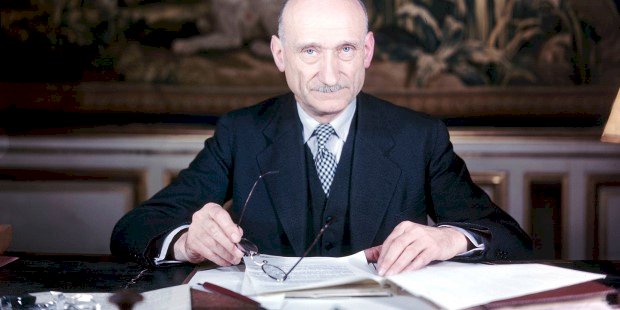 Petite Bio de Robert Schuman, Père de L’Europe, bon Chretien et honete citoyen